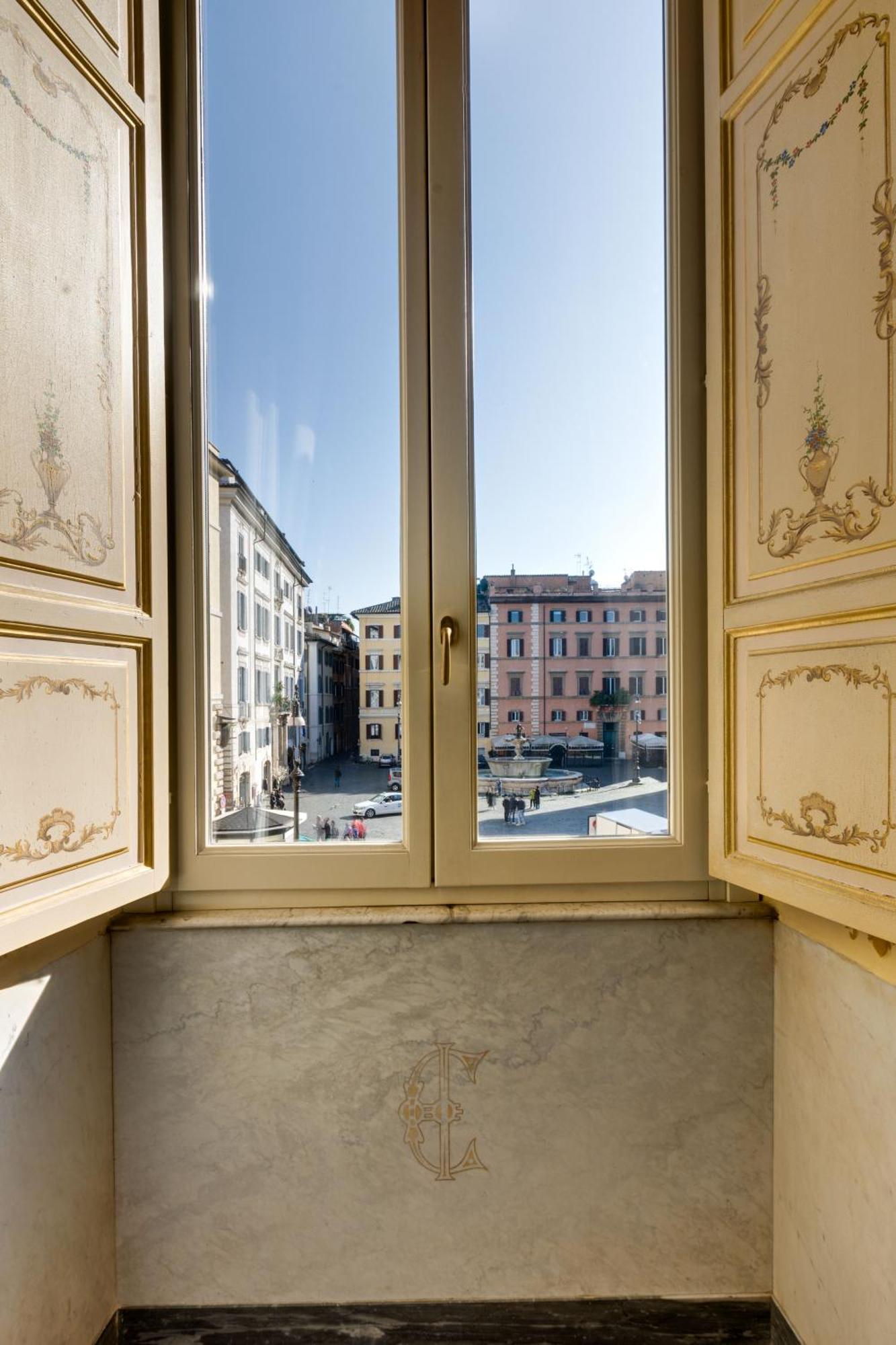مبيت وإفطار روما أجنحة Piazza Farnese الفاخرة المظهر الخارجي الصورة